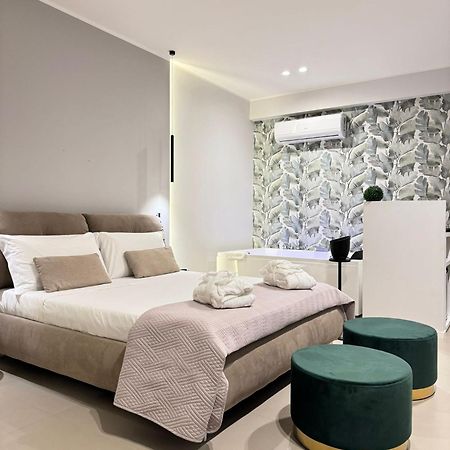 Luxury Apartment - Suite Cavour Bari Kültér fotó