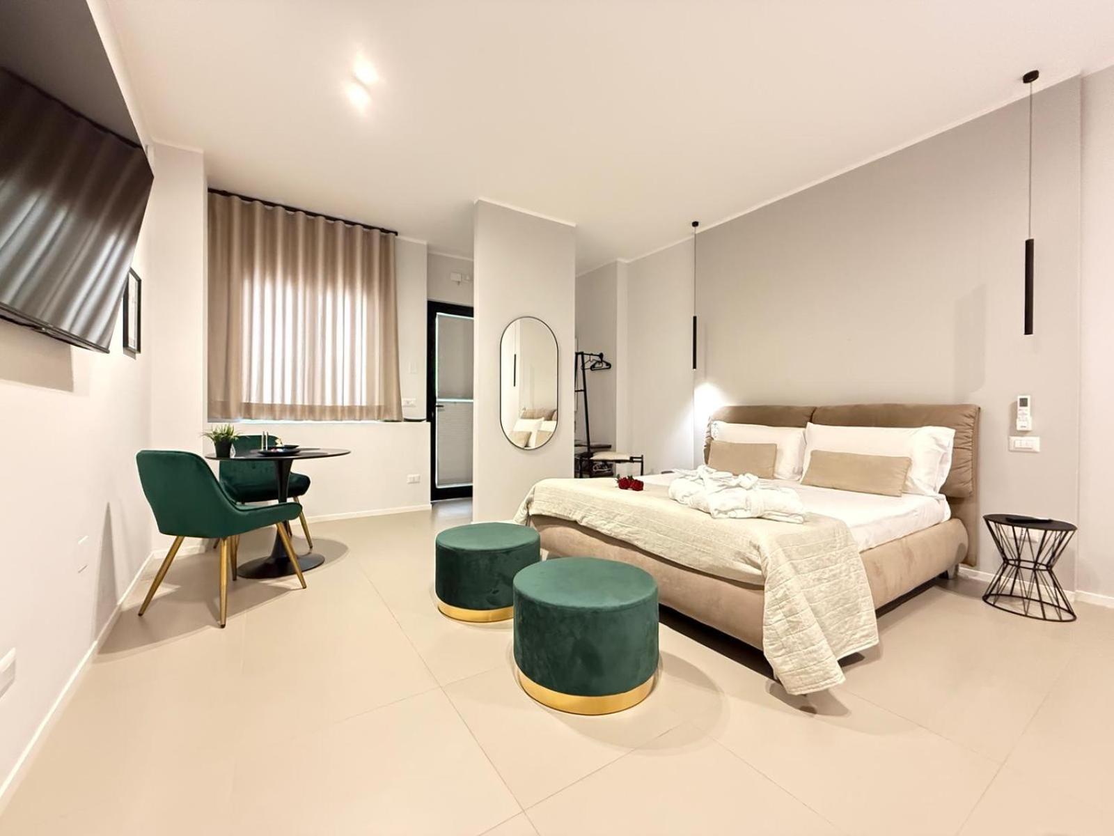 Luxury Apartment - Suite Cavour Bari Kültér fotó