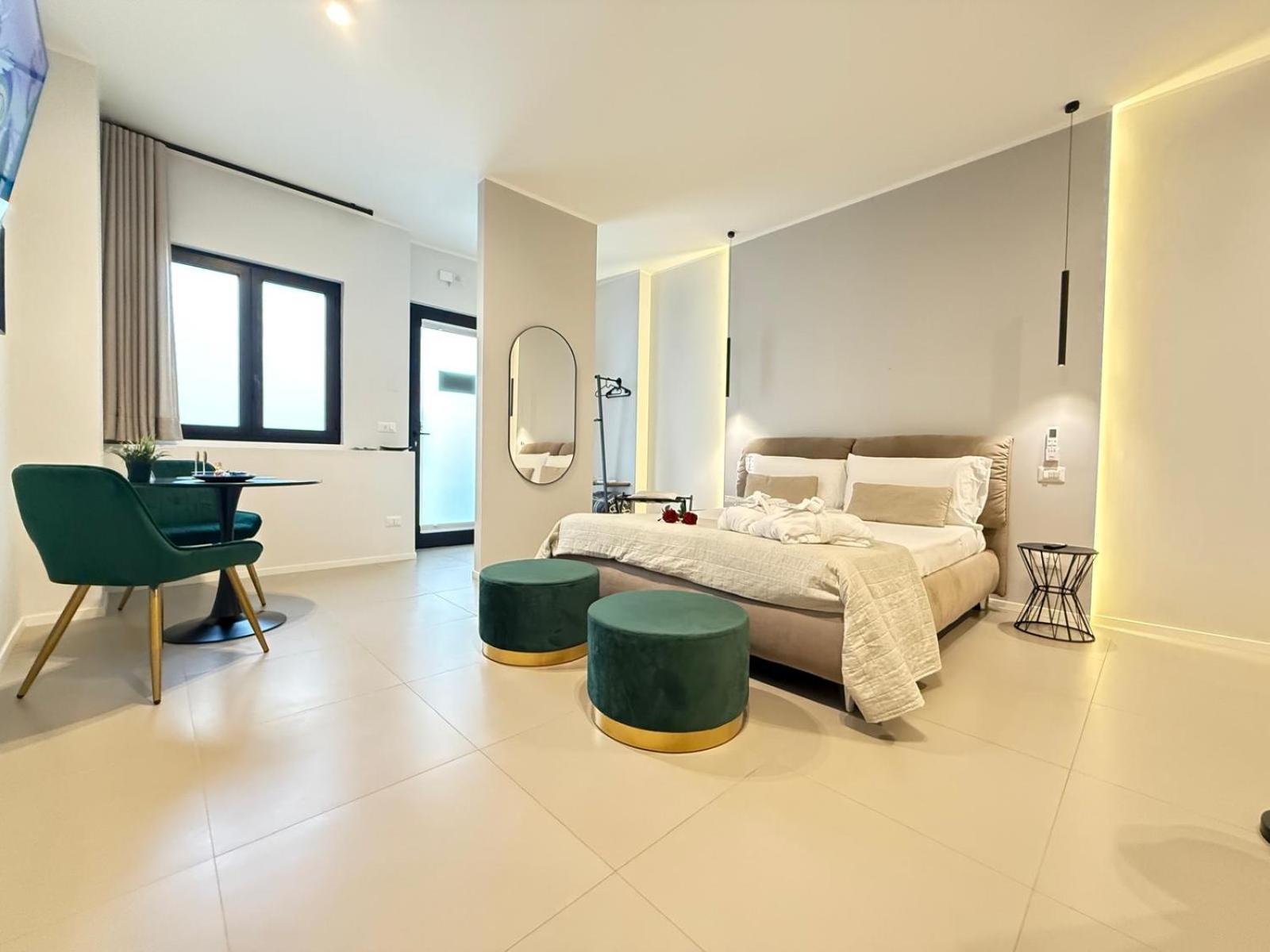 Luxury Apartment - Suite Cavour Bari Kültér fotó